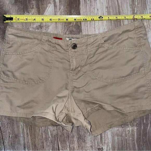 PARIS Blues Y2K khaki shorts - Picture 2 of 5